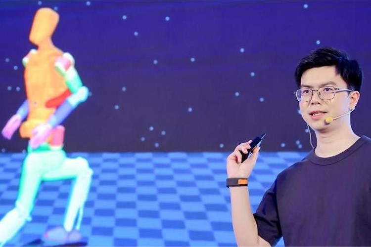 天才少年稚晖君海洋之神590线路机器人走路进场！AI模型做大脑，目标售价20万以内